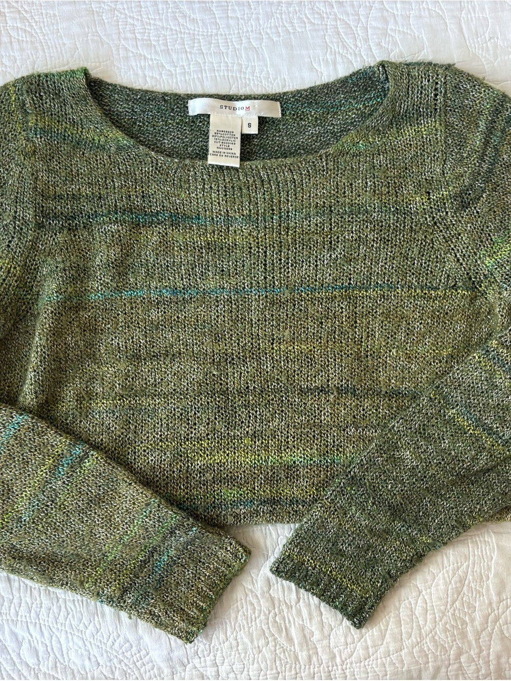 Studio M Olive Green Heathered Crewneck Sweater